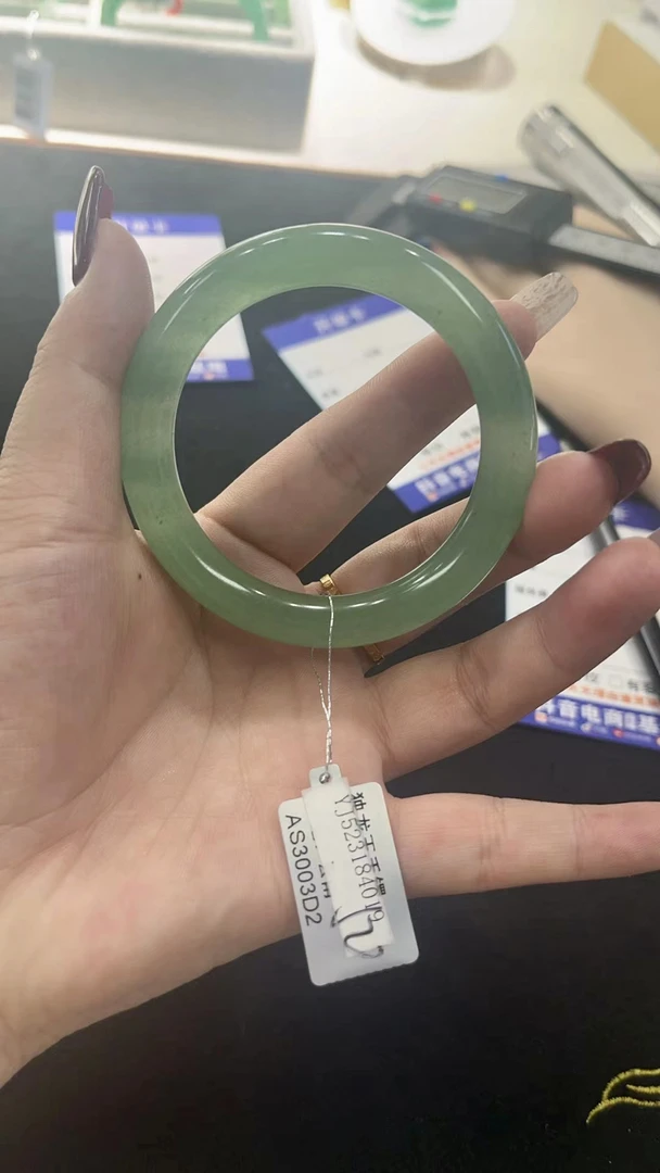 开播浮力|天然独龙玉手镯