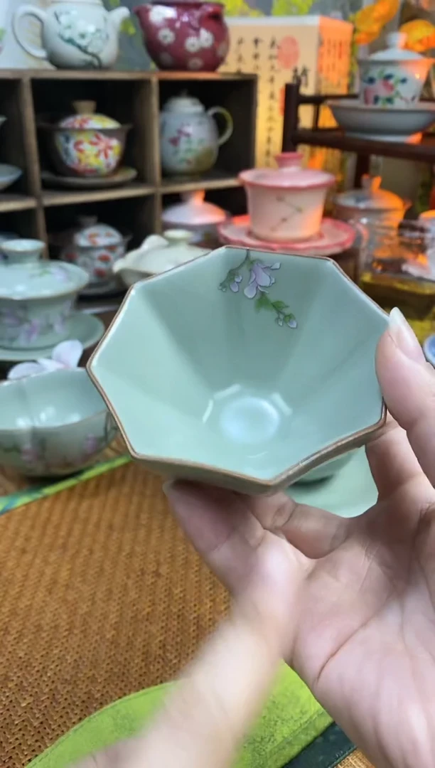 【闪购商品】豆青玉兰八方杯1