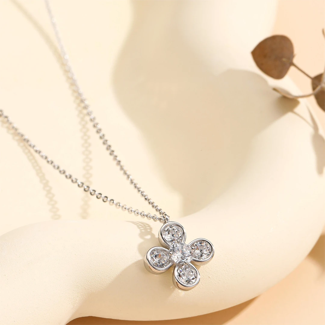 坠链均925银合成锆石 A8269【四叶草锆石项链白金色】纯银925轻奢