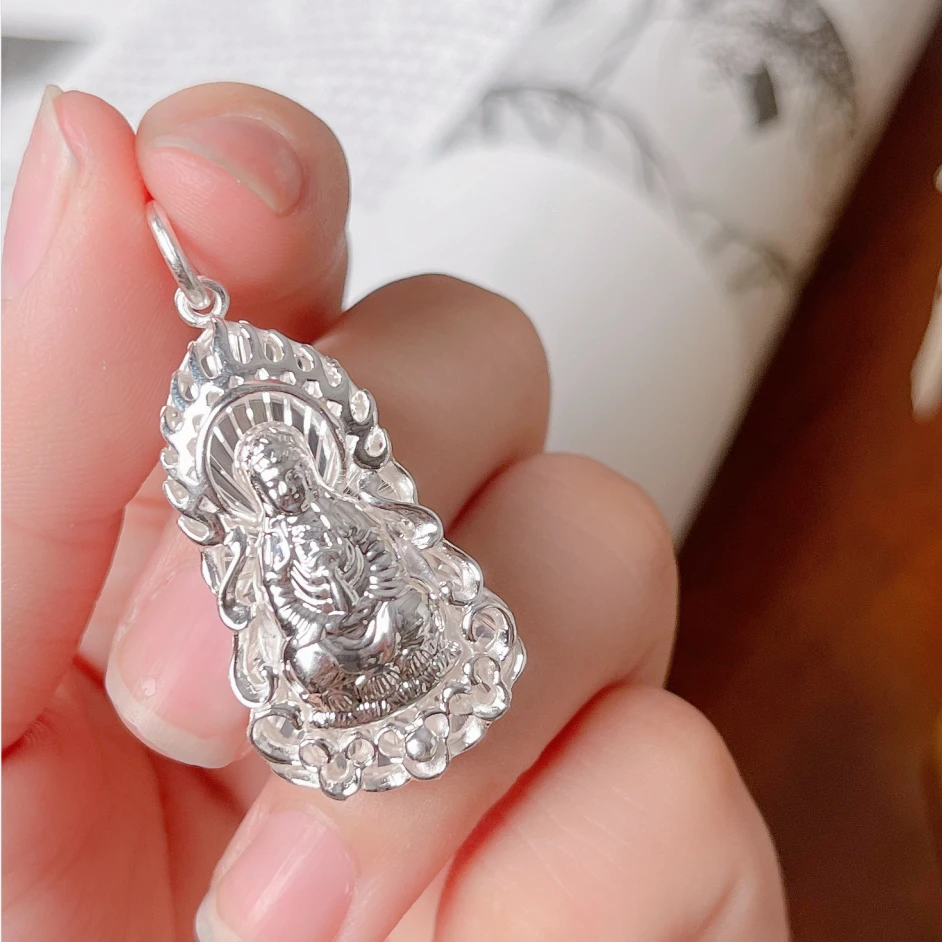吊坠足银 A8032 【观音吊坠】足银999实心素款庄严手工银色商场同款