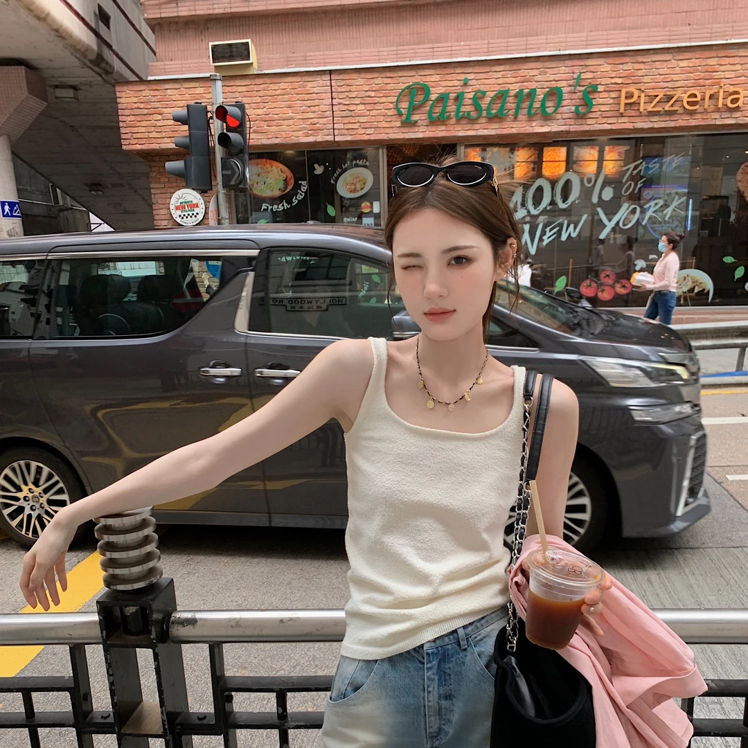 【年中钜惠】aaaaxbbb 斯蒙马森林 两色针织背心内搭修身舒适上衣