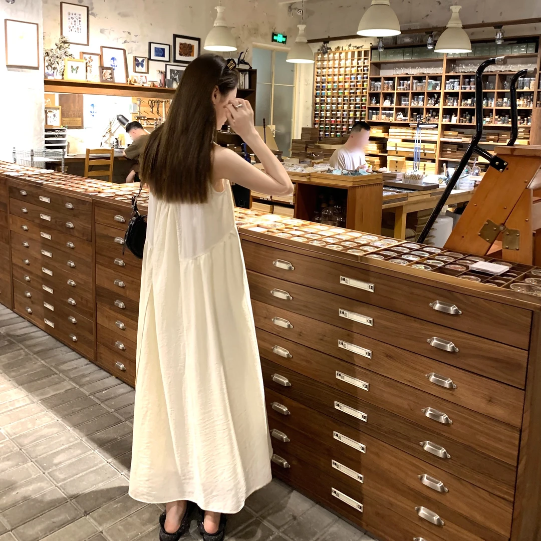 aaaaxbbb 尼德兰派 三色温柔背心长裙女圆领高腰垂坠感气质连衣裙