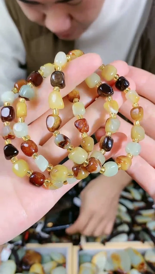 【闪购商品】和田玉挂件未镶嵌11多样性发货 拍一个 发一个