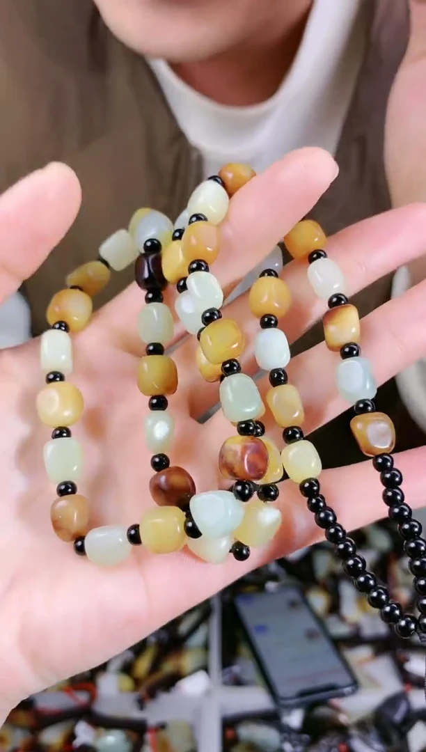 【闪购商品】和田玉挂件未镶嵌11多样性发货 拍一个 发一个