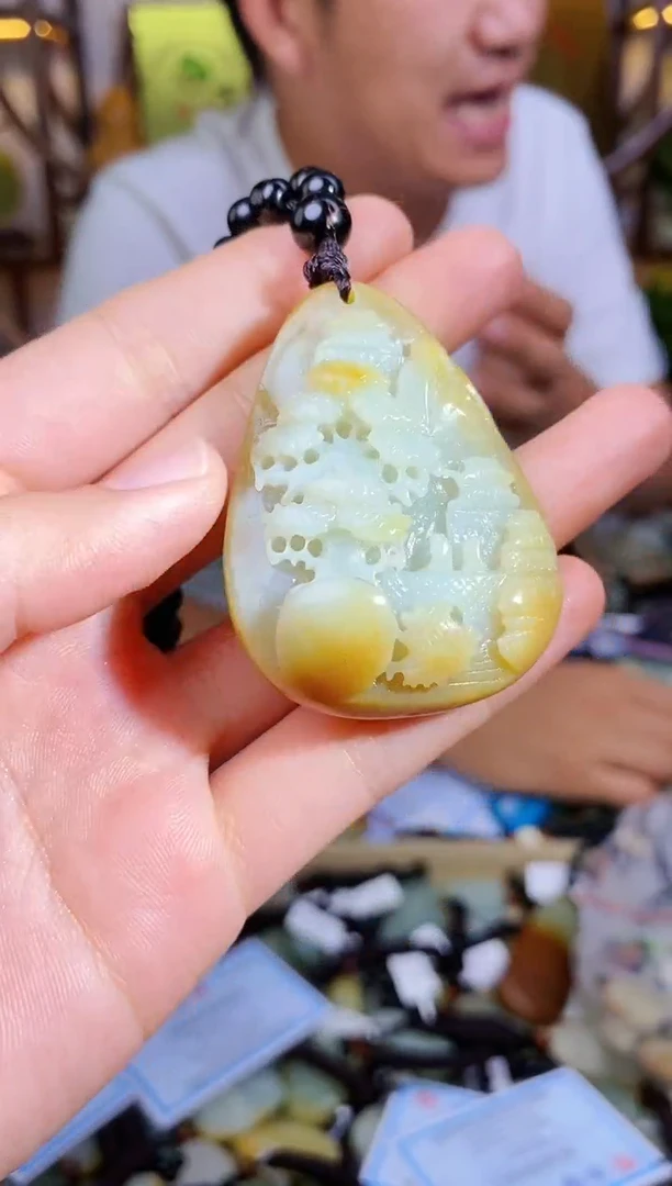 【闪购商品】和田玉颈饰未镶嵌1