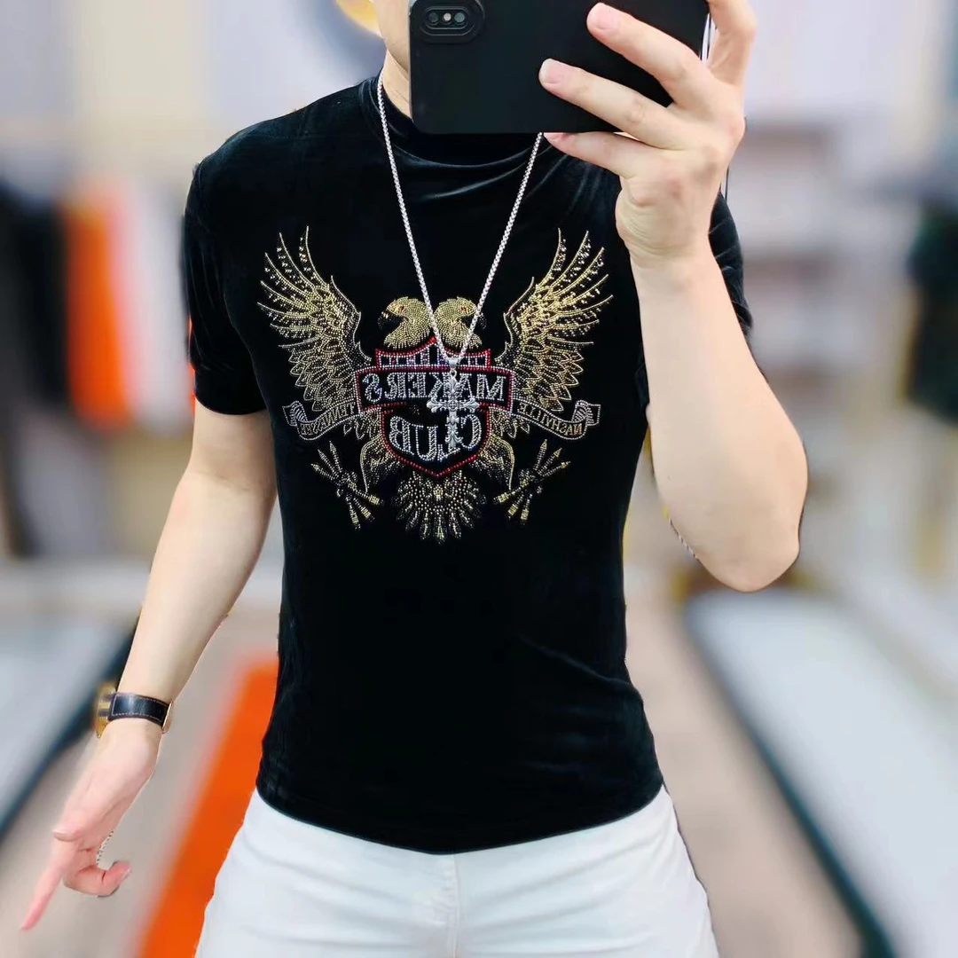 阿凯严选  2024高品质秋季新款男士潮流时尚丝绒圆领修身烫钻短袖