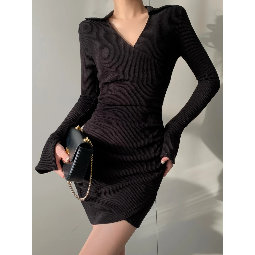 JIJINQI2024秋季新款连衣裙黑色深V紧身裙约会包臀裙女 JINQB0922