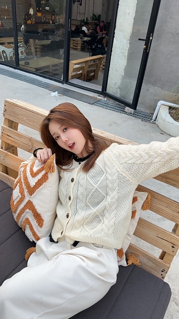 【奶油】韩版休闲百搭单排扣针织开衫MY24-0013