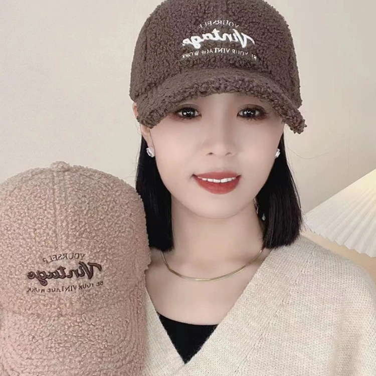 毛绒棒球帽女冬季时尚百搭休闲保暖加绒羊羔字母毛茸茸韩版鸭舌帽