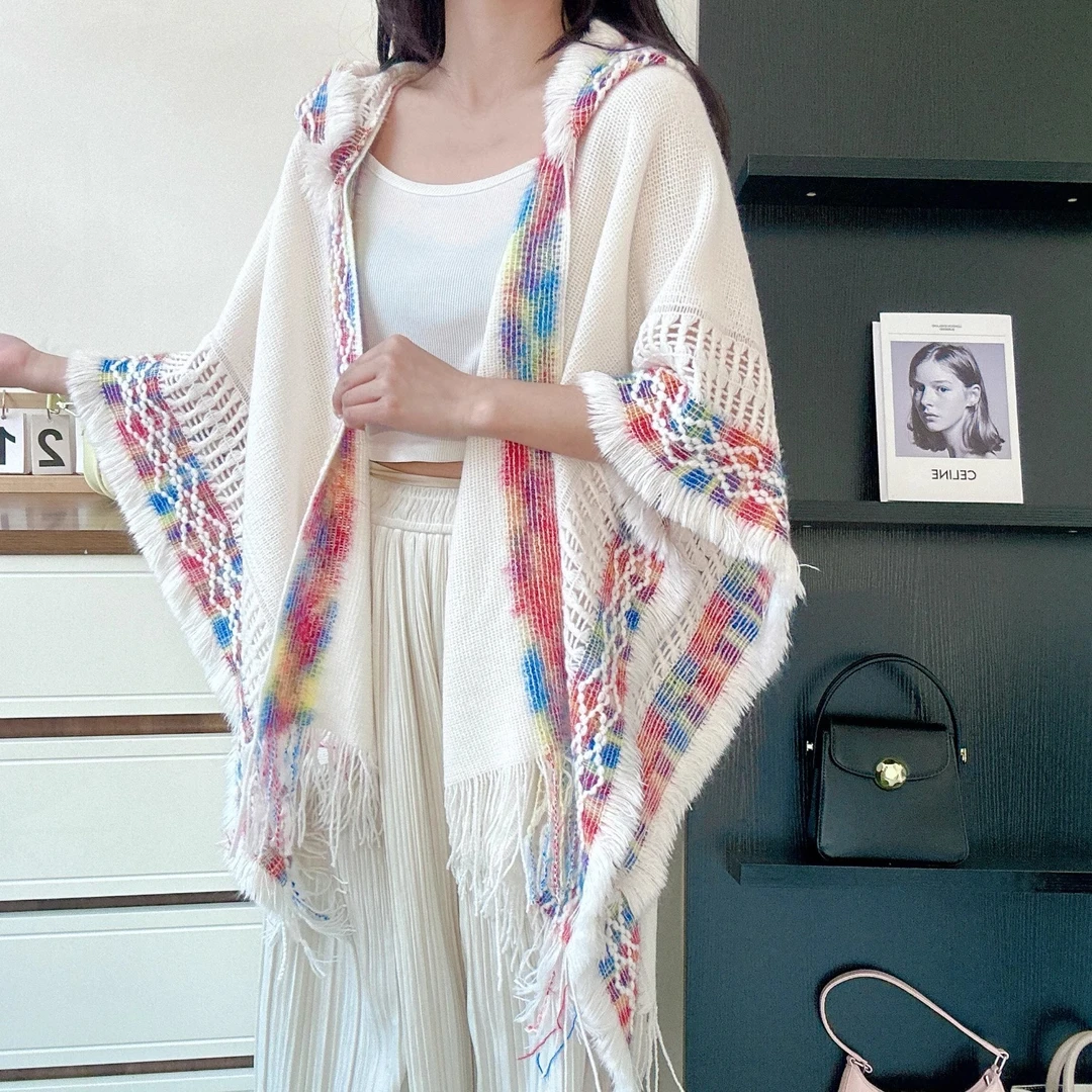 新款披肩女带帽彩色条时尚外搭针织衫旅游拍照百搭民族风披风斗篷