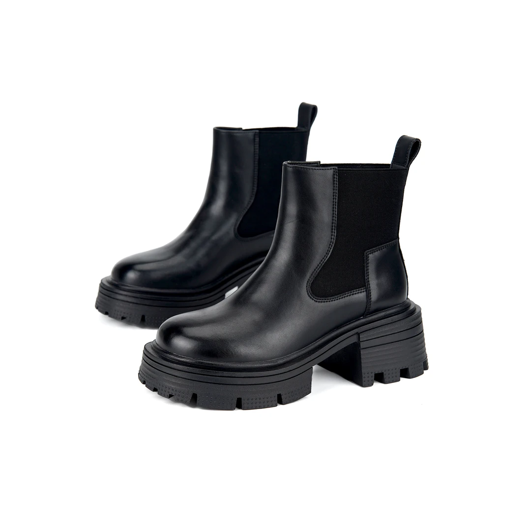 2024新款女款时尚百搭短靴*QY8955