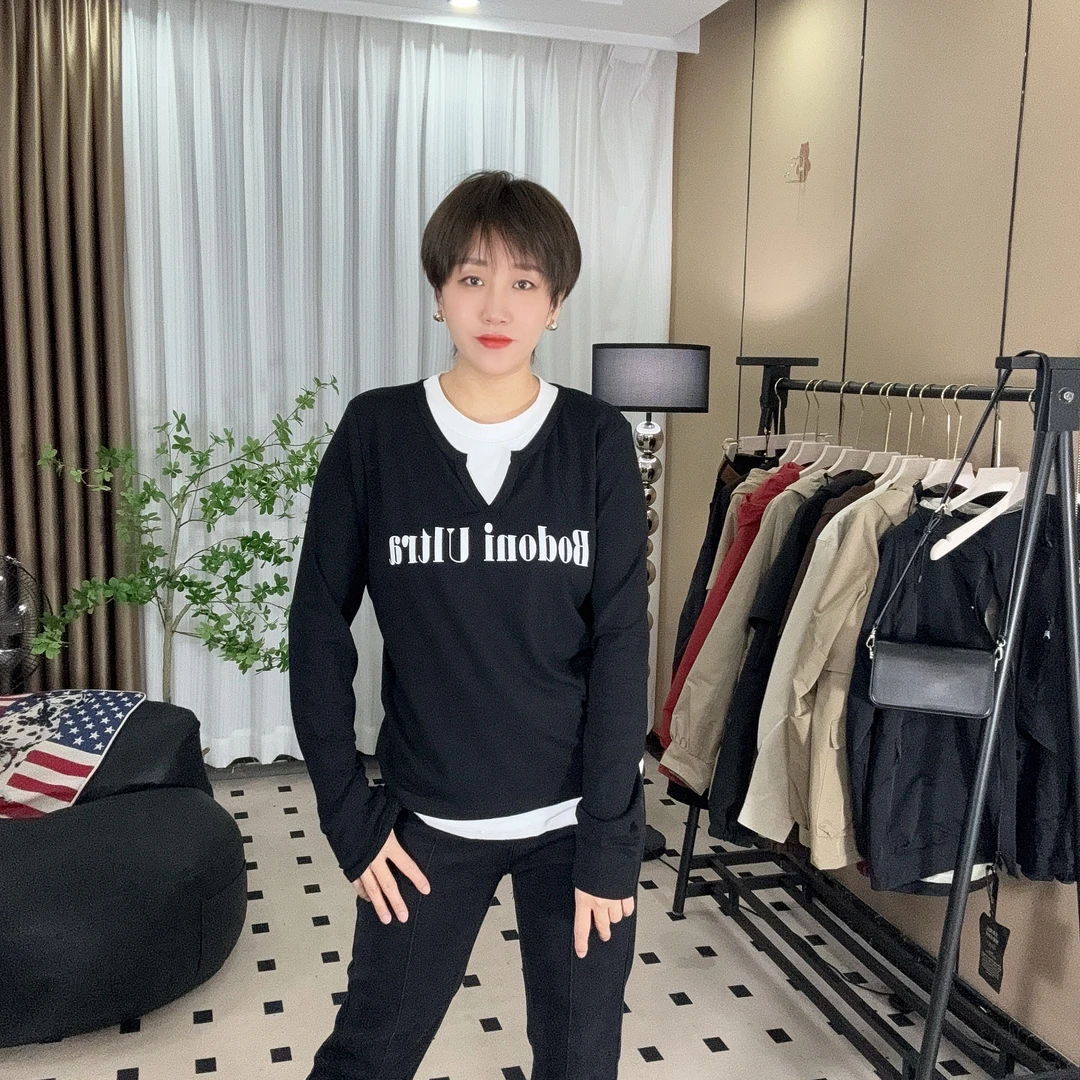 小衫秋冬新款设计感时尚假两件圆领黑色长袖打底衫修身显瘦百搭