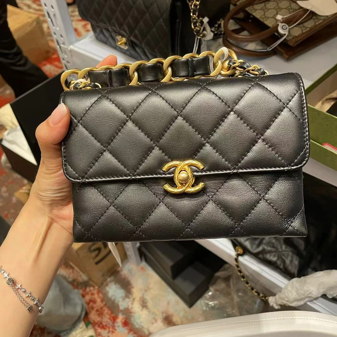 95新 Chanel/香奈儿 黑金单肩斜挎包/芯片款