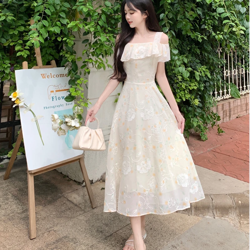法式刺绣微胖大码收腰显瘦茶歇短袖气质连衣裙 9974