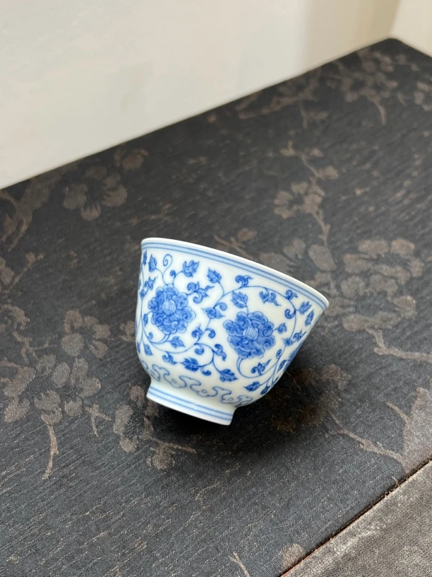 青花缠枝主人杯闻香杯90毫升薄胎 纯手工 一呡茶器