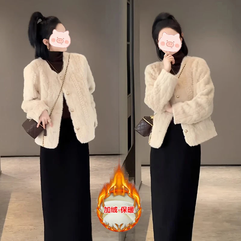 冬装搭配一整套今年流行高级感加厚羊羔毛外套百搭半身裙减龄套装