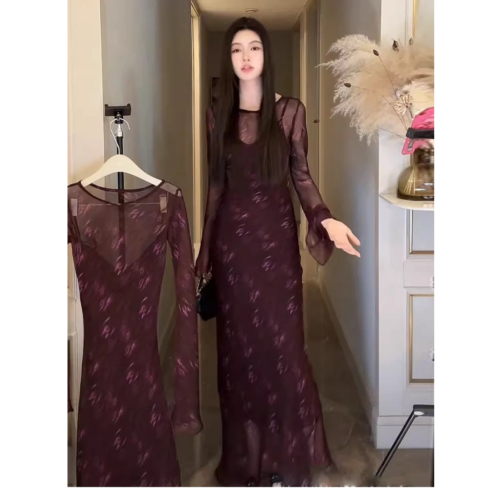 时尚甜辣套装2025新款高级感气质修身黑色吊带连衣裙叠罩衫两件套