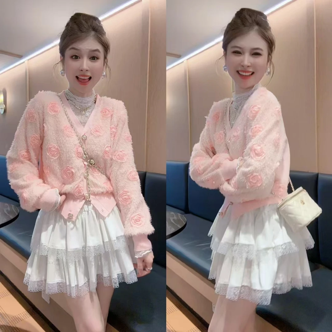 【月月专享】韩版花朵小香风V领设计感毛衣上衣 XXJ-YG00193