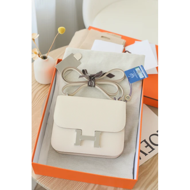 全新未使用 Hermes/爱马仕 康康19W刻EP皮奶昔白银扣标志单肩包 J