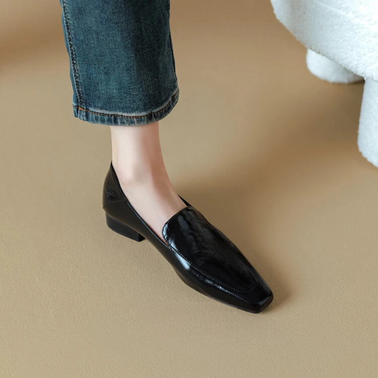 2.5cm羊皮时尚百搭粗跟黑色乐福鞋春秋季英伦风方头舒适低跟单鞋