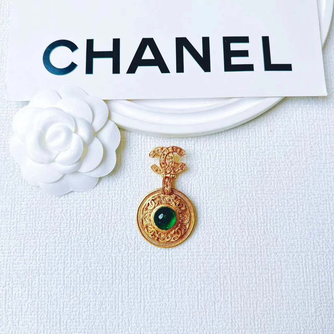 95新 Chanel/香奈儿 柚礼中古/香奈儿绿琉璃葡萄藤胸针lk407006
