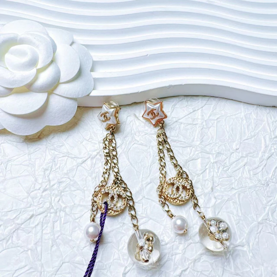 95新 Chanel/香奈儿 柚礼中古/香奈儿星星流苏扫肩耳钉NC411017