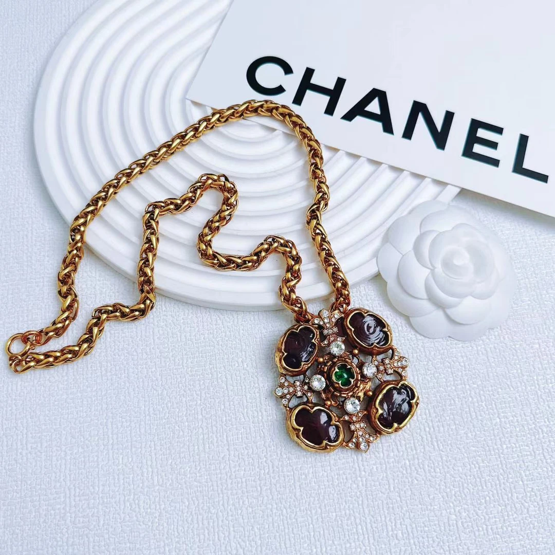 95新 Chanel/香奈儿 柚礼中古/香奈儿红琉璃吊坠素金项链LZ404617