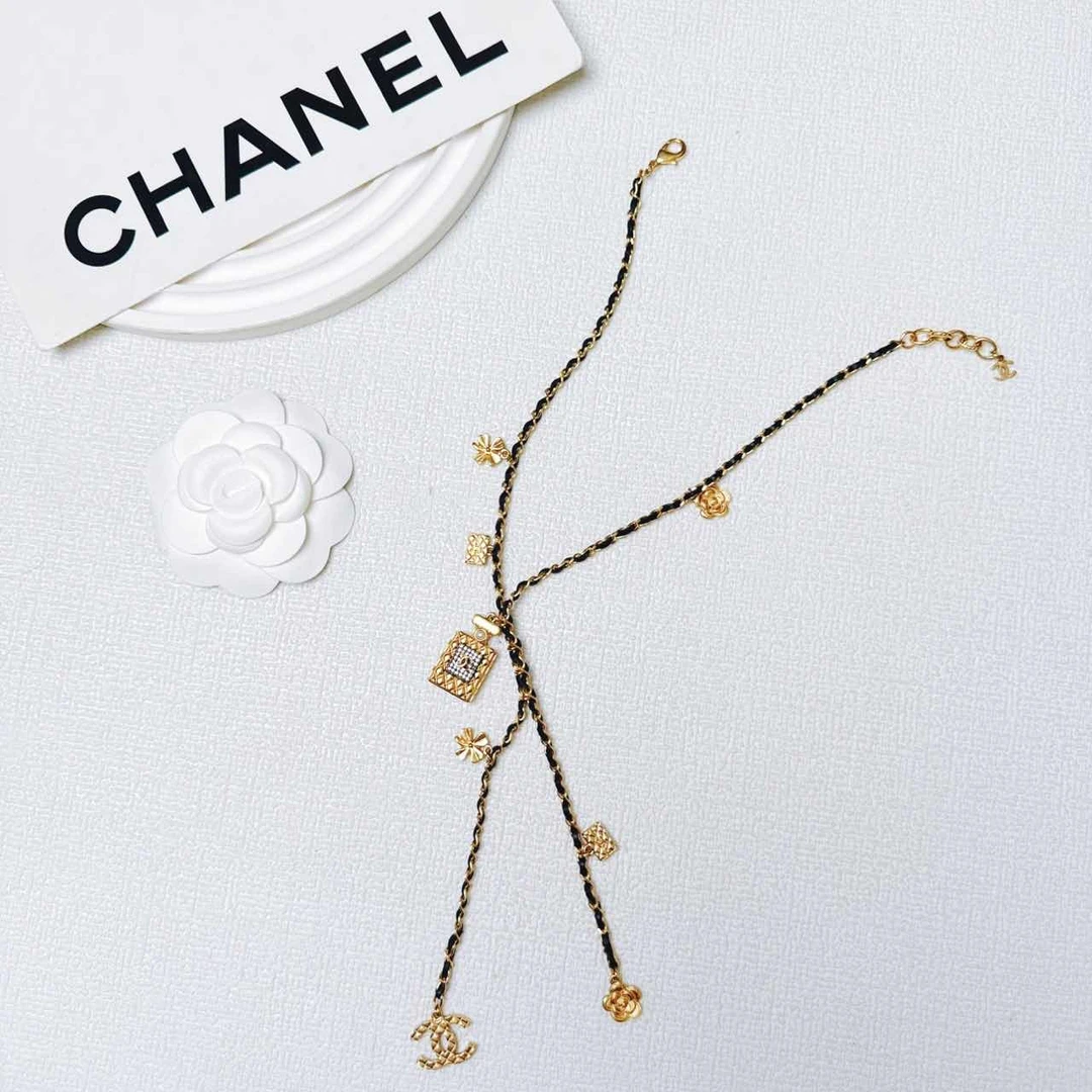 95新 Chanel/香奈儿 柚礼中古/香奈儿黑金皮穿多元素项链NXP