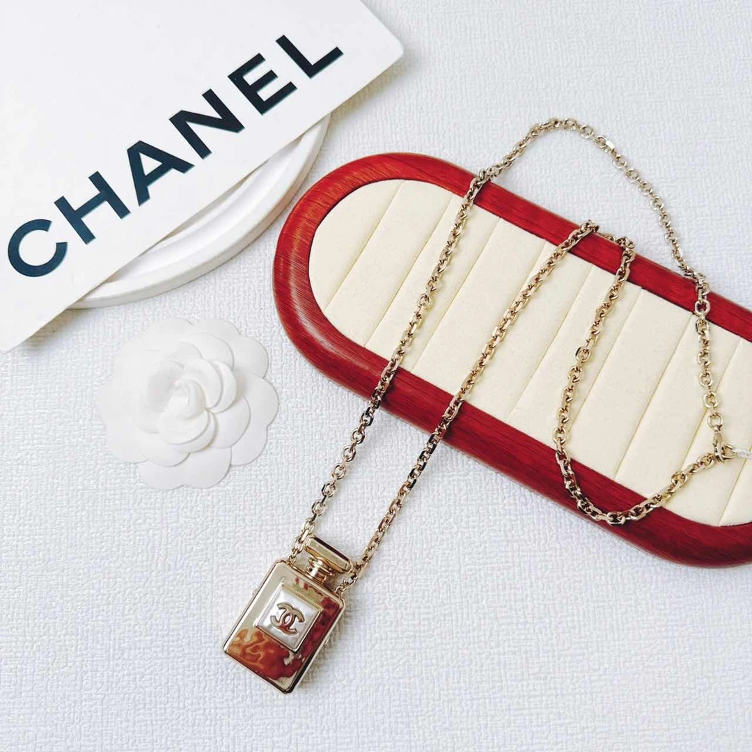 95新 Chanel/香奈儿 柚礼中古/香奈儿素金香香瓶项链jxp