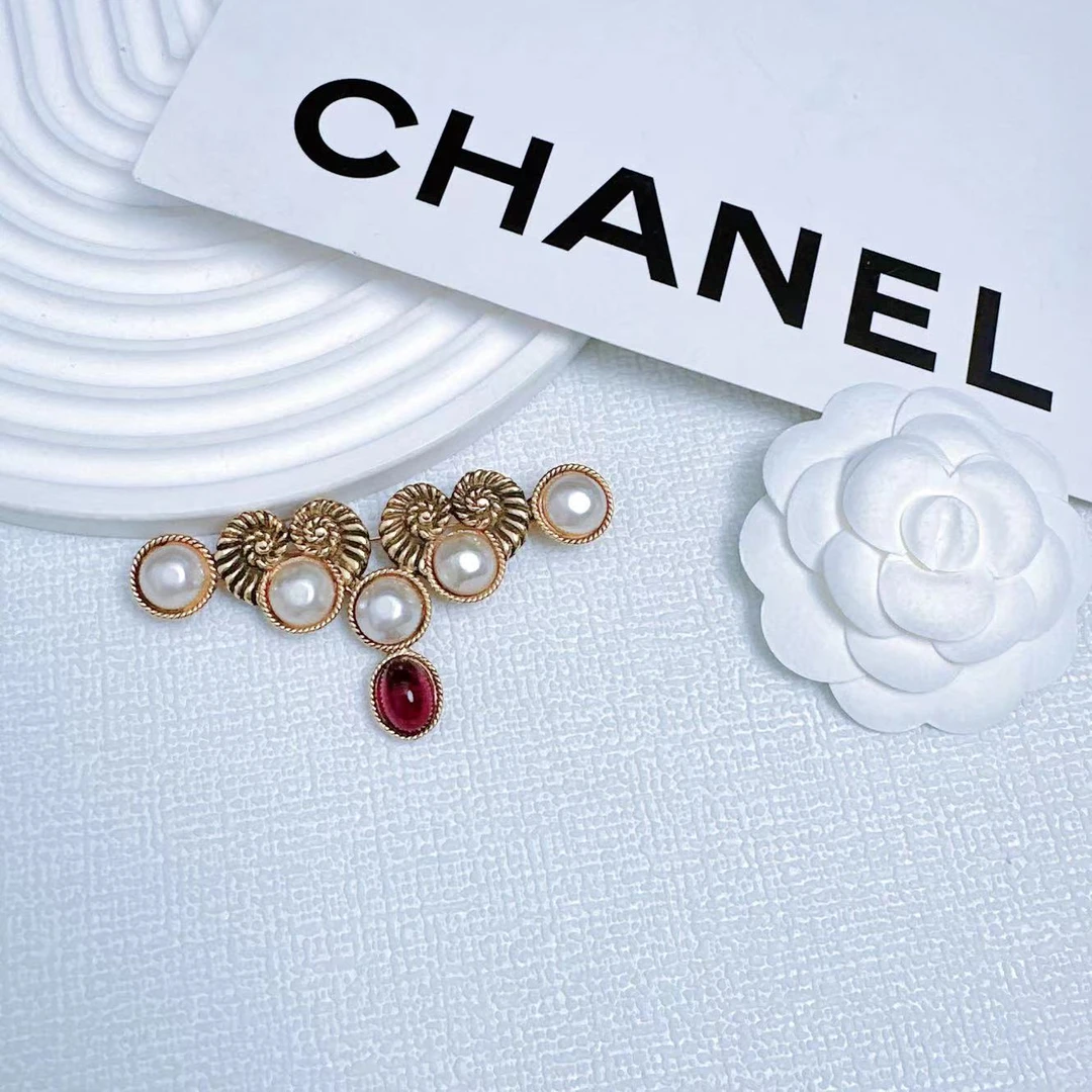 95新 Chanel/香奈儿 柚礼中古/香奈儿珍珠红琉璃胸针lz408325