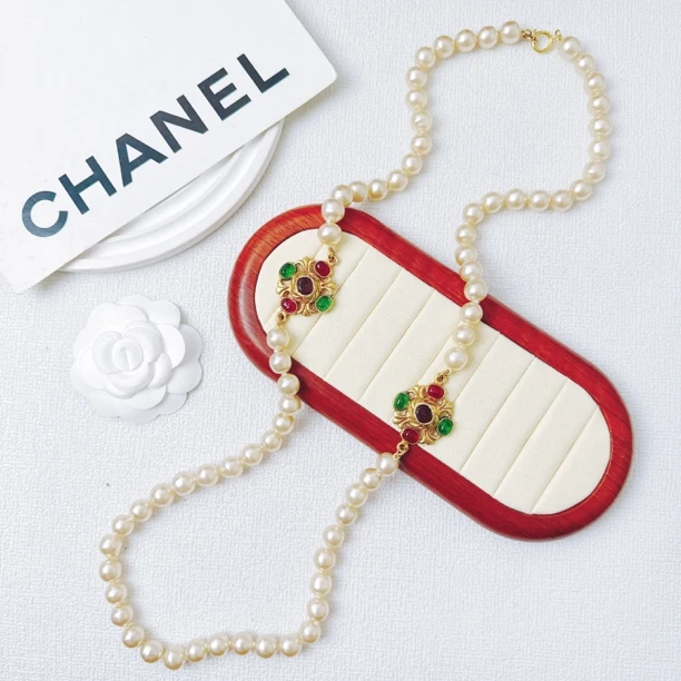 95新 Chanel/香奈儿 柚礼中古/香奈儿卡尔红绿琉璃珍珠项链NXP
