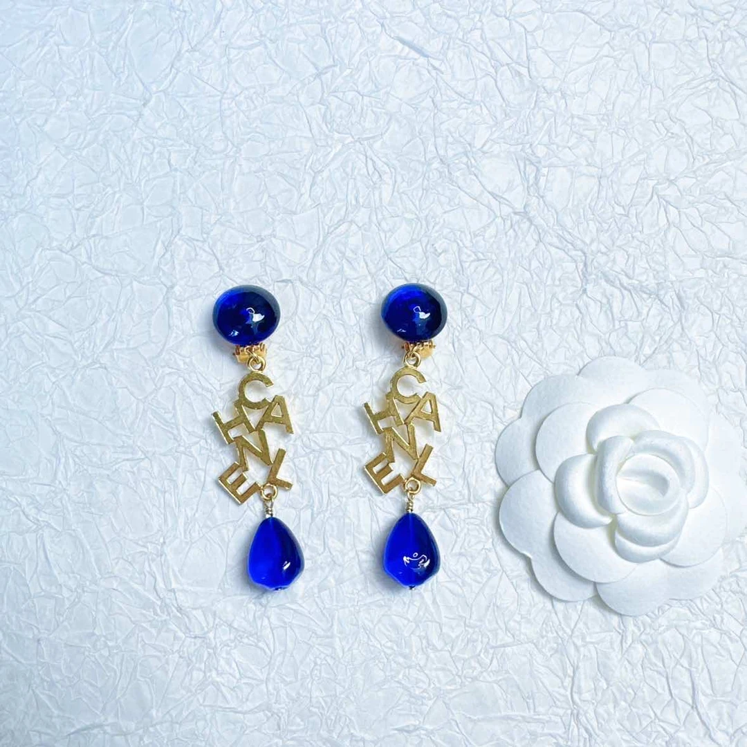 95新 Chanel/香奈儿 柚礼中古/蓝琉璃字母吊坠耳夹cc403061