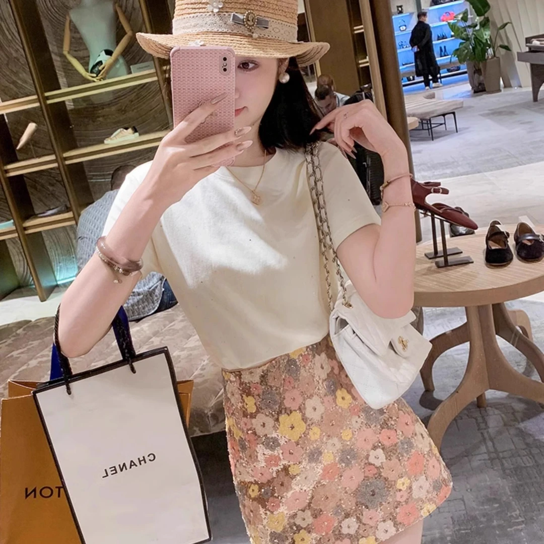 【清清专区】圆领亮片休闲T恤女2024年新款夏小香风短袖气质上衣