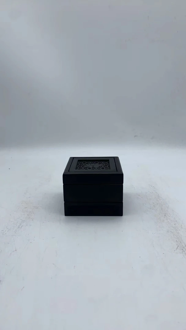 101 ZGT库存双层盘香盒