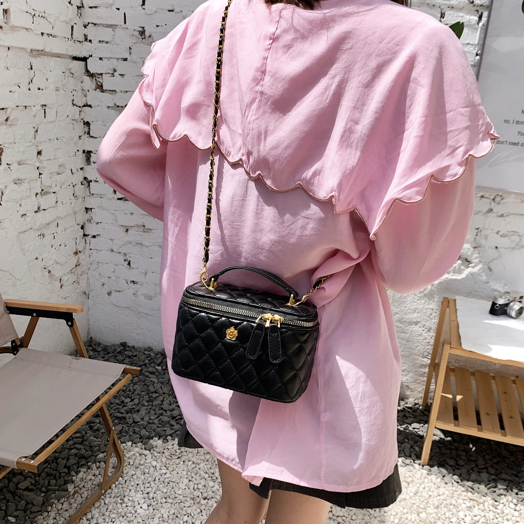 高级质感小包女单肩夏季设计感洋气菱格链条斜挎小众盒子包通勤包