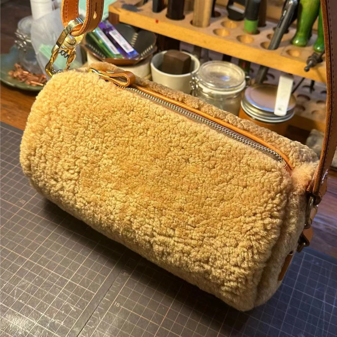【毛绒系列】可皮手工皮具毛茸茸腋下包