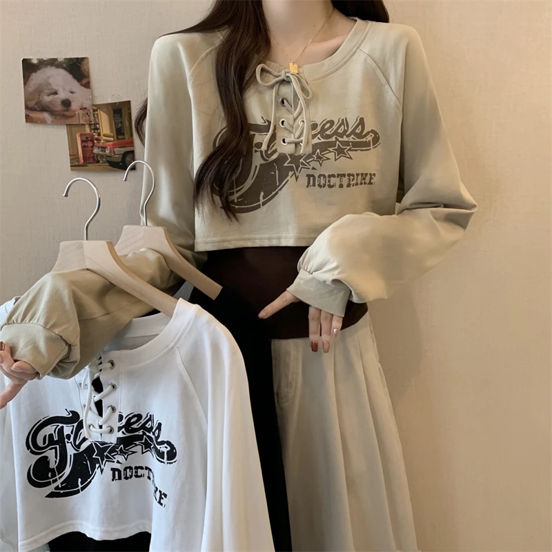 大码女装2025春秋新款微胖妹妹设计感别致洋气背心短款上衣两件套