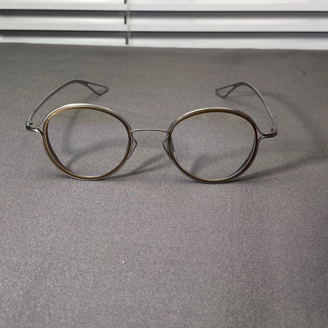 天马行空设计师超轻时尚轻奢潮人纯钛防蓝光变色眼镜架