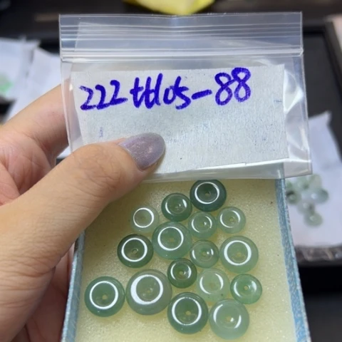 【闪购商品】定制翡翠未镶嵌不退换