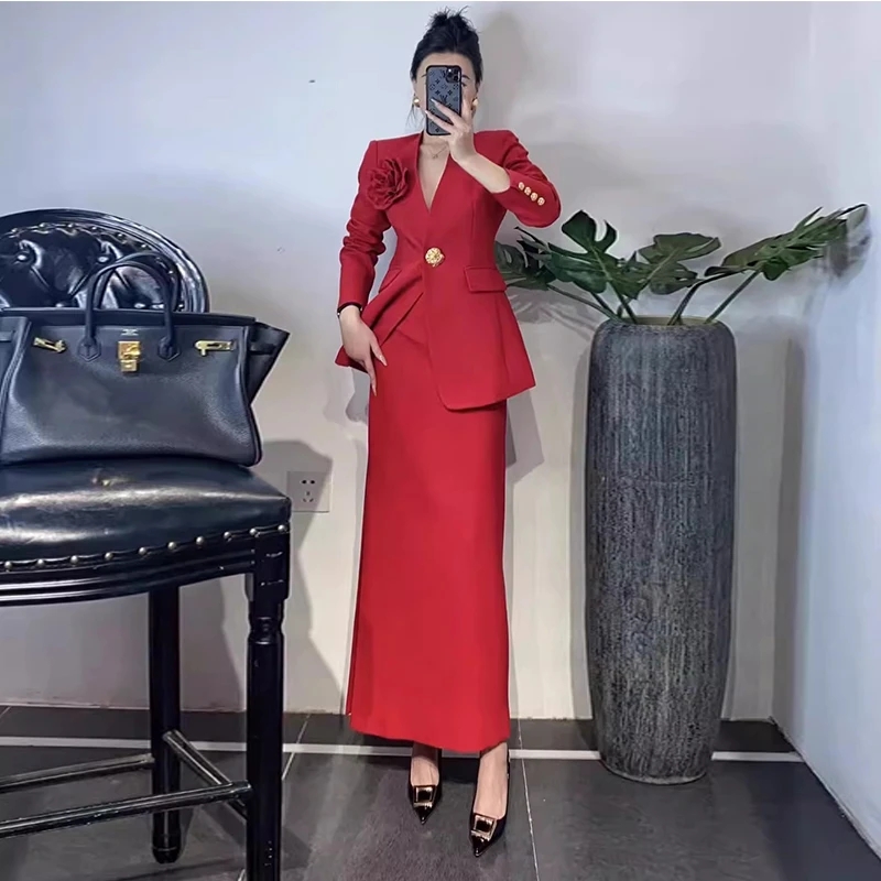 高级感职业装2025新春红色收腰金扣花朵西服高腰半身裙西装套装