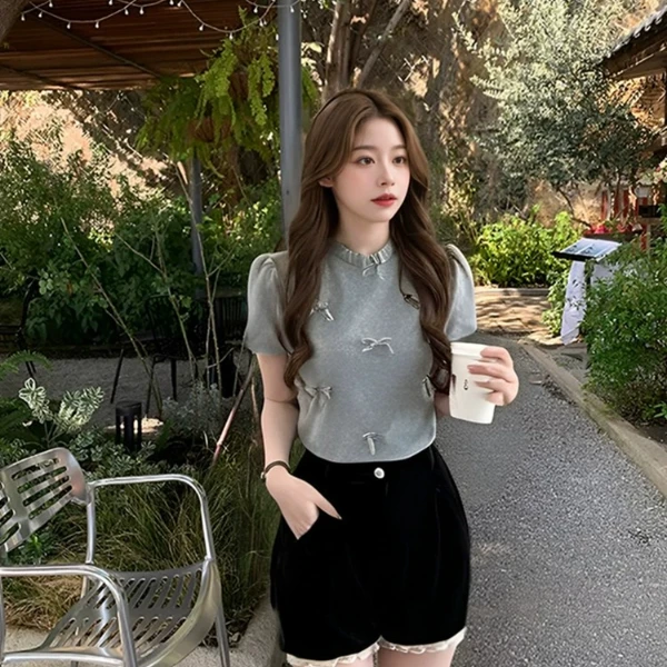 布达佩斯热恋 2024春夏新款丝绒蝴蝶结花边领绒感时髦短袖上衣女