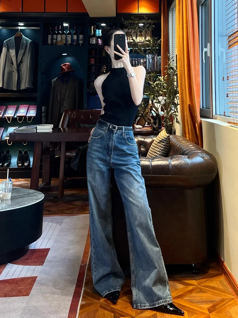 【罗马画报】黑色针织背心盐系夏季高级轻熟御姐牛仔裤通勤休闲套装