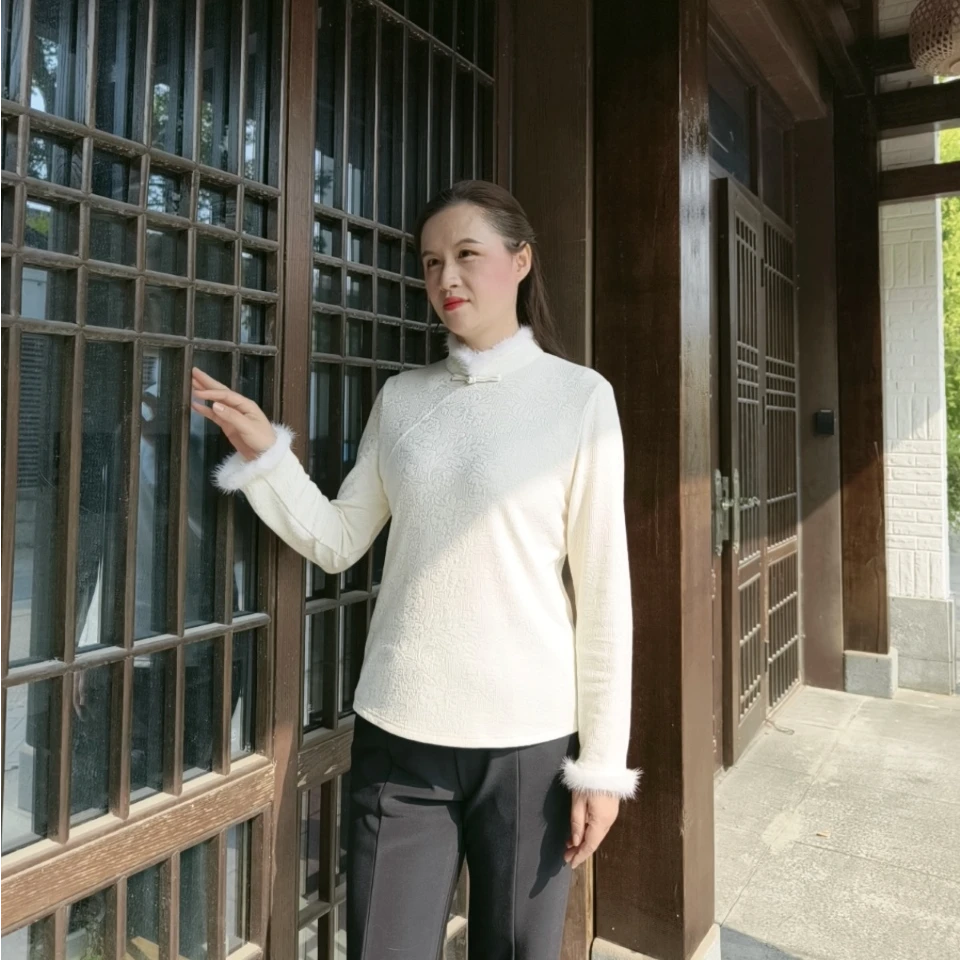 龙行•秋闺气质网红时尚女士修身半高领保暖秋冬打底衫