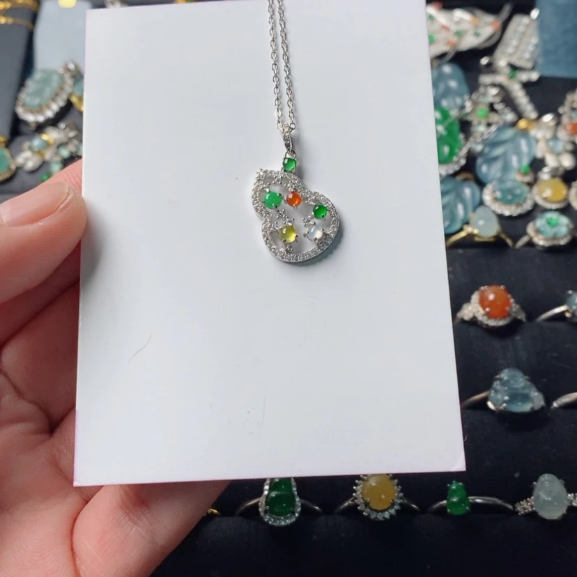 【闪购商品】翡翠颈饰银S925镶嵌宝*