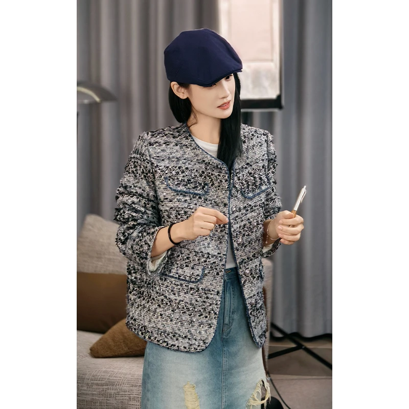 美洋MEIYANG 灰天鹅小香鹅绒外套 圈圈纱粗花呢_圆领排扣上衣