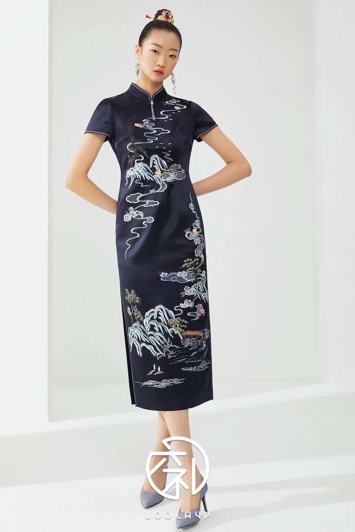 六礼17321藏蓝色三醋酸缎面喜婆婆，喜妈妈，高端旗袍礼，礼服