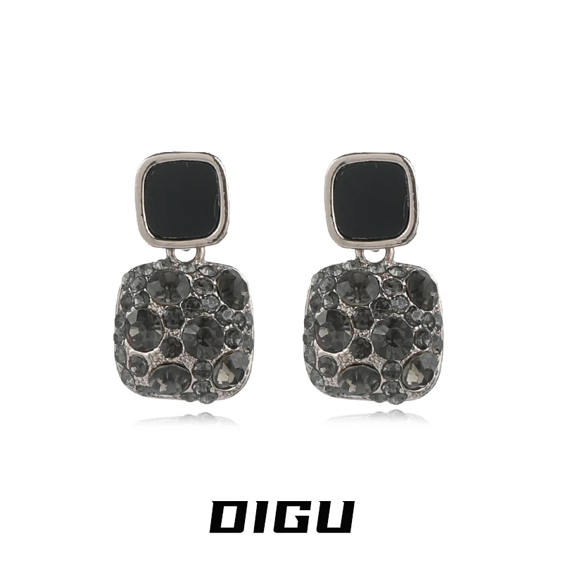 嘀咕家 铜合金耳饰 黑色锆石方形耳环耳钉简约耳饰