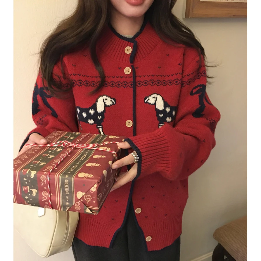 现货实拍 新年氛围感~减龄趣味腊肠狗软糯毛衣单排扣针织开衫外套