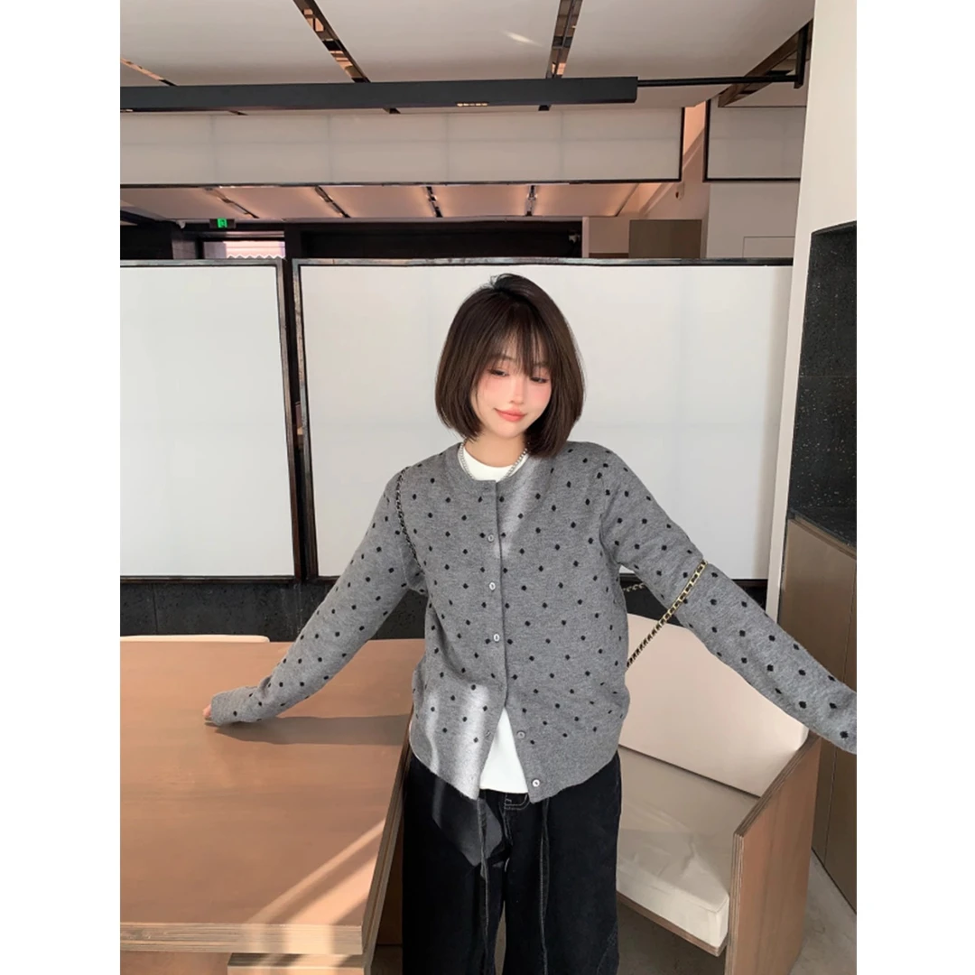 灰色波点针织开衫女春季新款叠穿设计感小众显瘦长袖内搭上衣外套