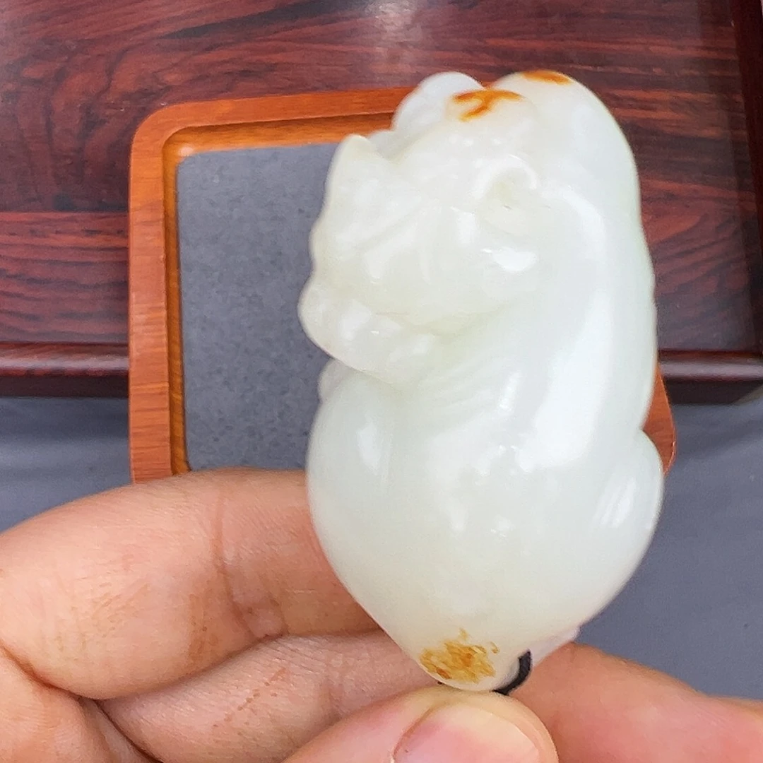 和田玉挂件未镶嵌貔貅手把